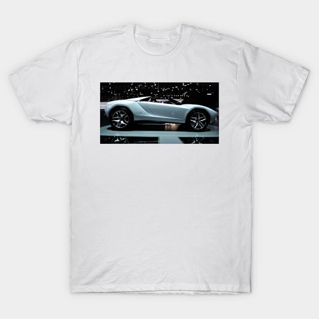 Giugiaro Parcour Concept - Geneva Auto Salon 2014 T-Shirt by IgorPozdnyakov